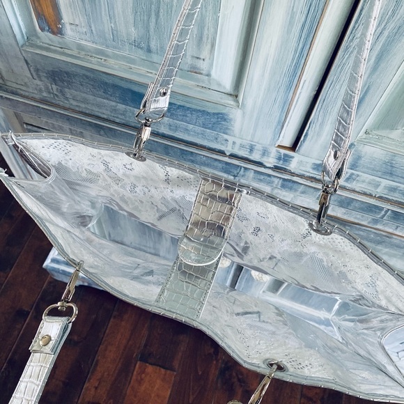 MON CHERI Special Occasion Dress Vinyl and Lace Tote - Picture 4 of 10